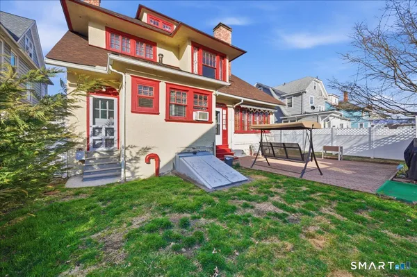 $550,000 | 839 Laurel Avenue, Bridgeport, CT 06604