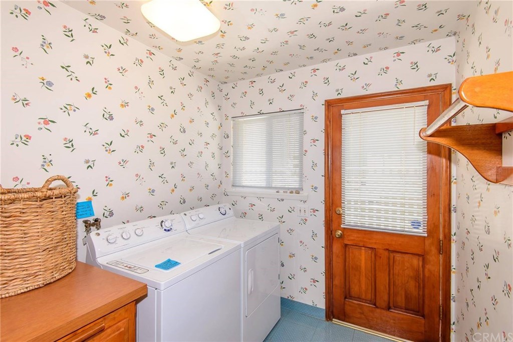 2721 Coral Ridge Road Rancho Palos Verdes, CA 90275 - Photo 19 of 24 a bathroom with a sink a mirror and a shower