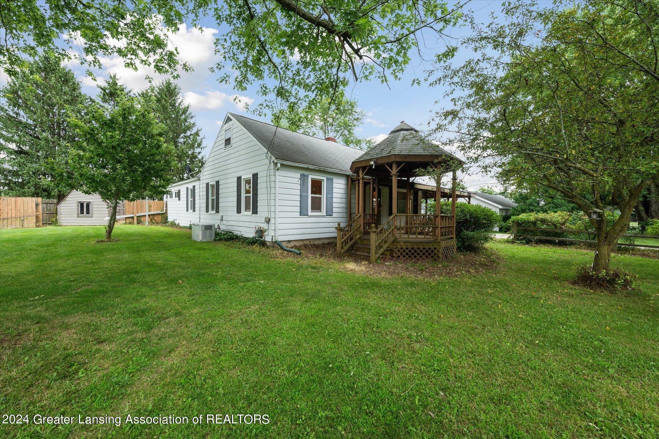 12399 Ruppert Road Perry, MI 48872 - Photo 5 of 41 05-12399-Ruppert-Rd-Perry-MI-48872-Windo