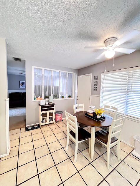 4813 53rd Street Lubbock, TX 79414 - Photo 6 of 21 4813 Kitchen 4
