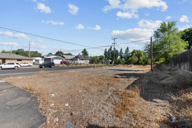 $189,950 | 2101 East Illinois Avenue, Spokane, WA 99207