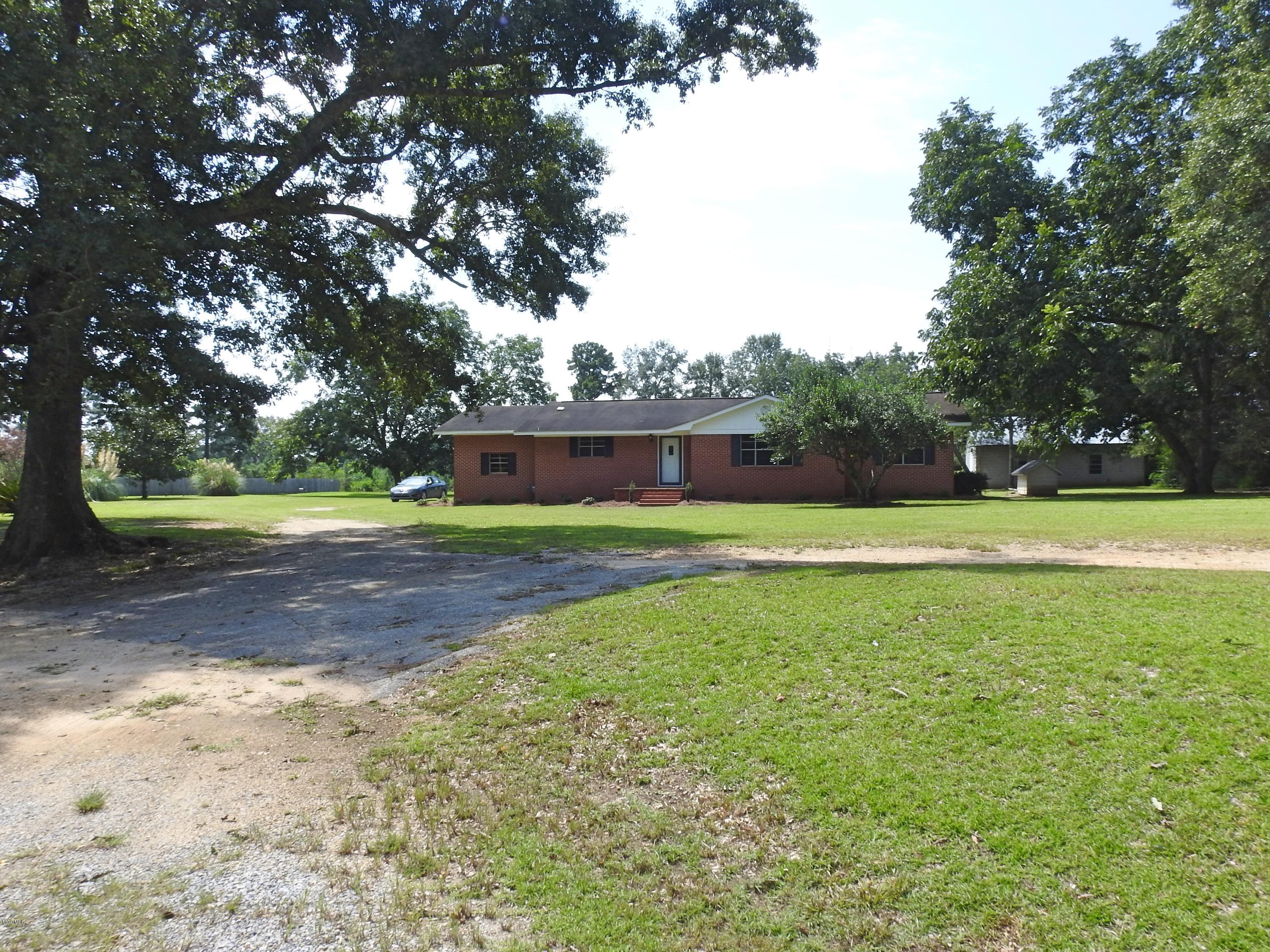 1115 Green Road Lucedale, MS 39452 - Photo 32 of 42 DSCN7249_Fotor