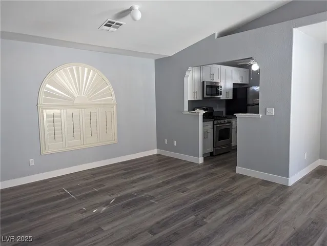 $1,500 | 6804 West Elm Creek Drive, Unit 204, Las Vegas, NV 89108