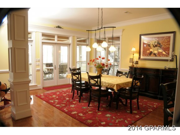 570 Jamaka Road Washington, NC 27889 - Photo 11 of 36 Informal Dining Area-Doors lead out to Porch