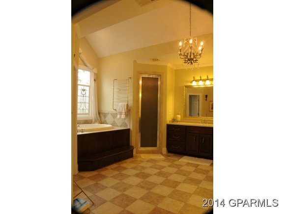 570 Jamaka Road Washington, NC 27889 - Photo 27 of 36 Master Bathroom