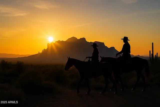 $344,900 | 3130 East 15th Avenue, Apache Junction, AZ 85119