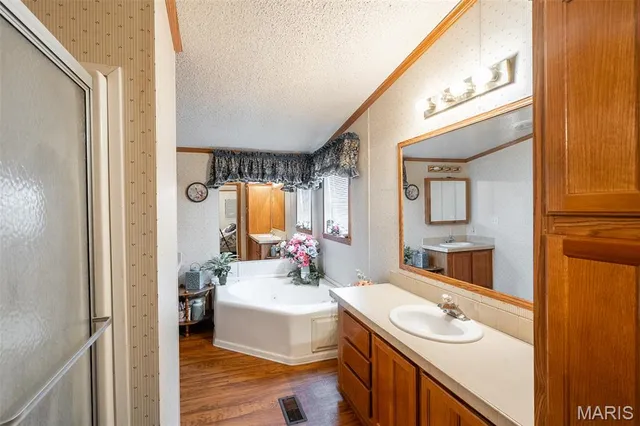 $169,900 | 1034 Wayne 372, Greenville, MO 63944