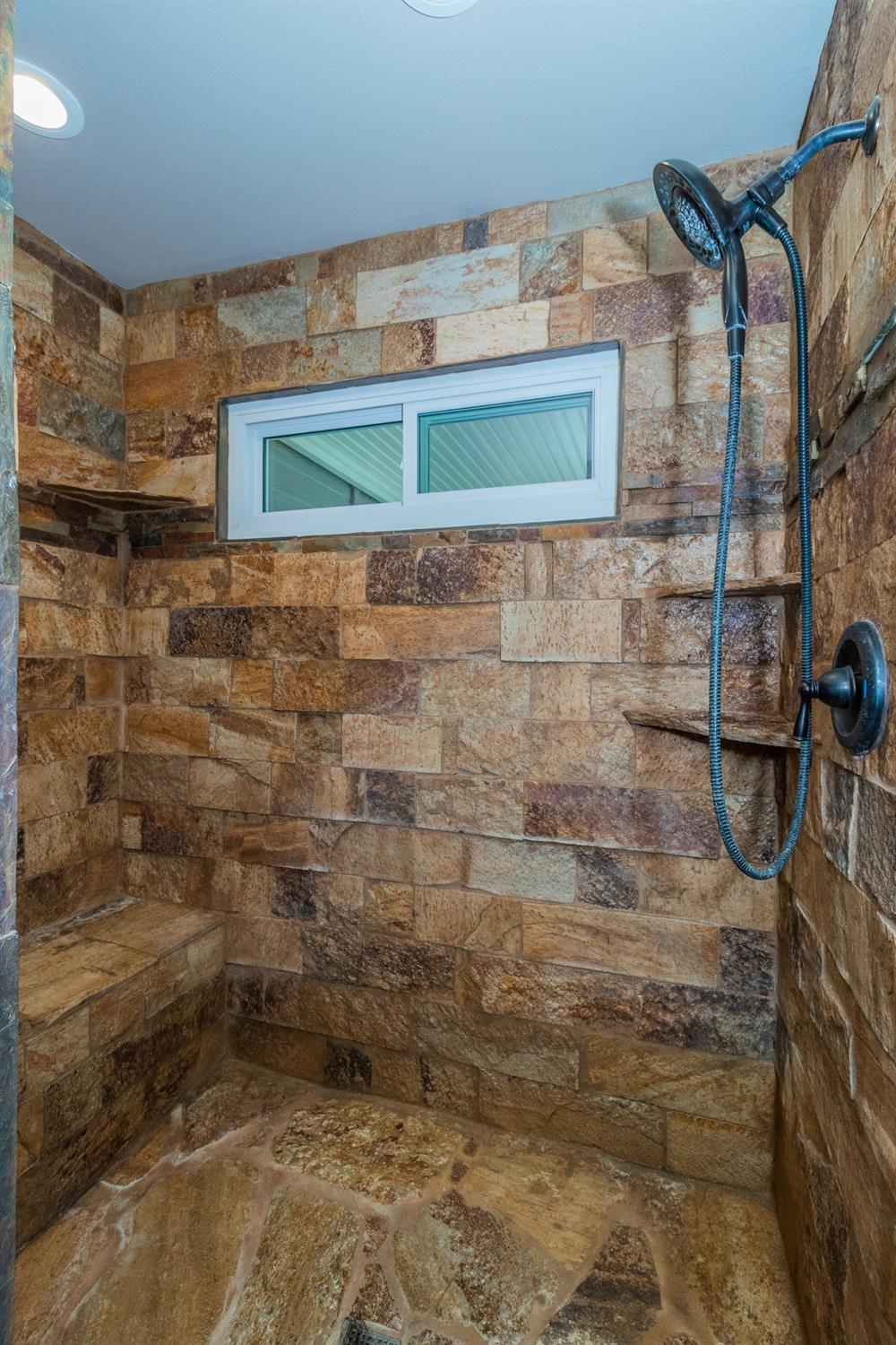 29360 Auberry Road Prather, CA 93651 - Photo 12 of 33 Gallery Image 12