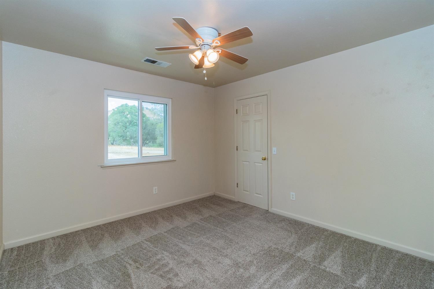 29360 Auberry Road Prather, CA 93651 - Photo 14 of 33 Gallery Image 14