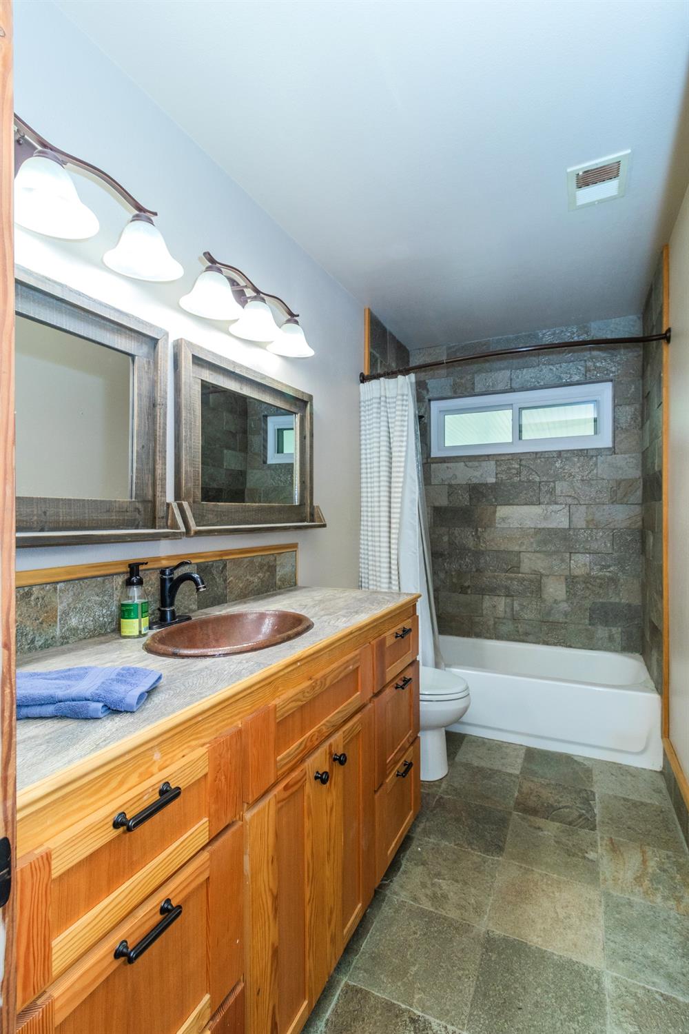 29360 Auberry Road Prather, CA 93651 - Photo 15 of 33 Gallery Image 15