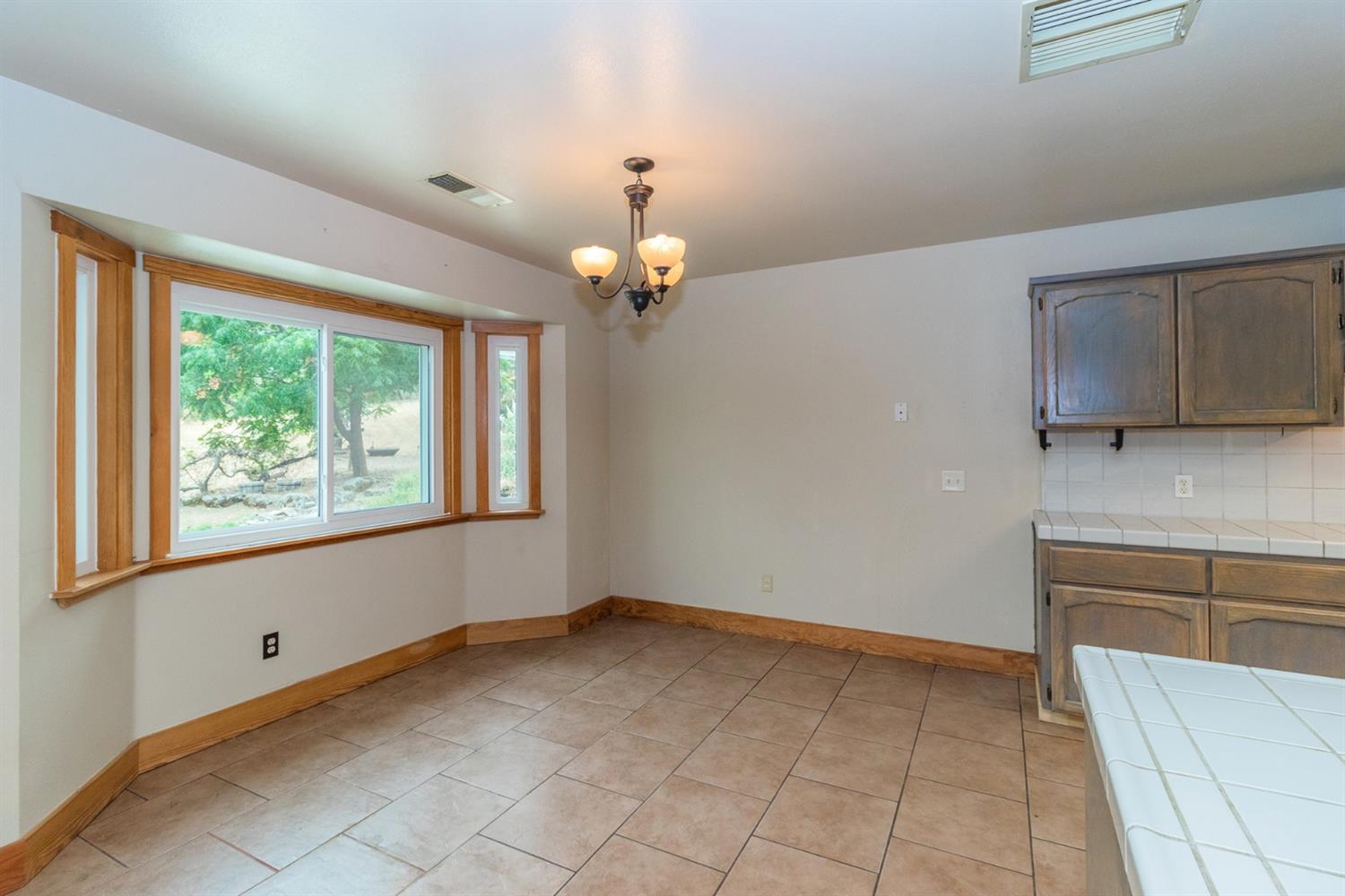 29360 Auberry Road Prather, CA 93651 - Photo 5 of 33 Gallery Image 5