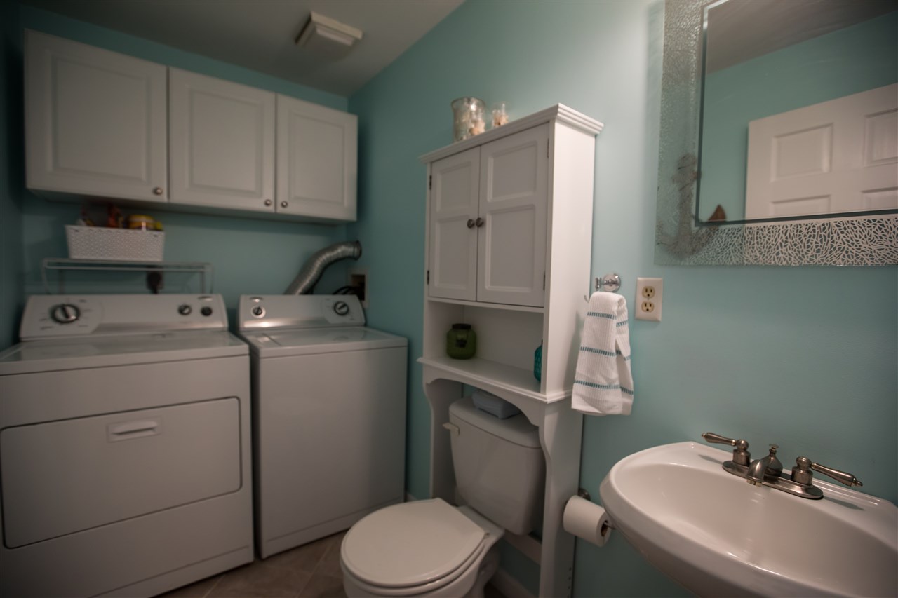 1035 South Mammoth Road, Unit 5 Manchester, NH 03109 - Photo 8 of 19