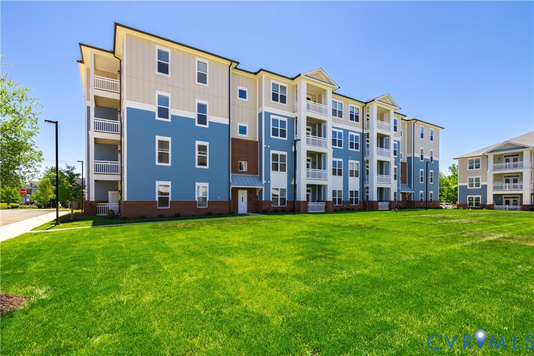 10525 Stony Blf Drive, Unit 107 Ashland, VA 23005 - Photo 12 of 35 View of apartment building / complex