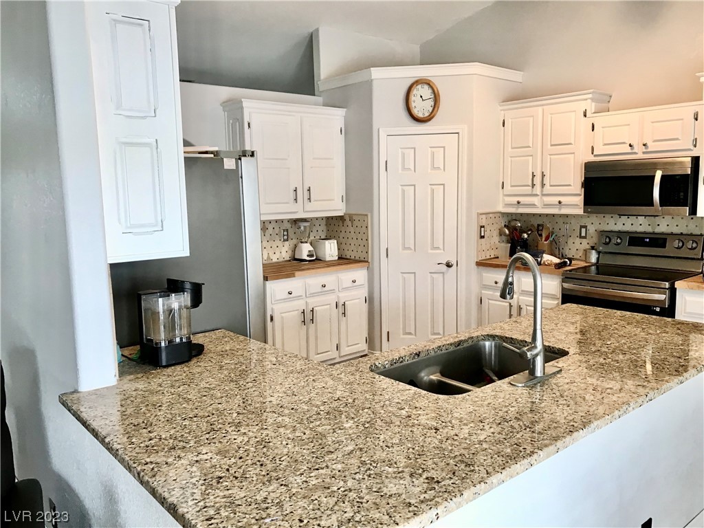 2971 South Blagg Road Pahrump, NV 89048 - Photo 13 of 34