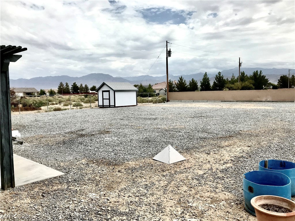 2971 South Blagg Road Pahrump, NV 89048 - Photo 7 of 34