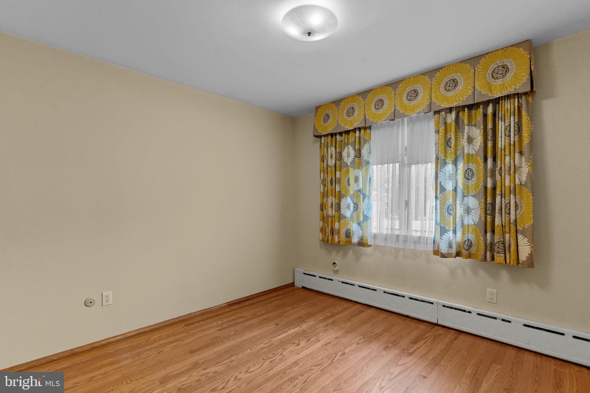645 Lily Road Warminster, PA 18974 - Photo 17 of 34 Gallery Image 17