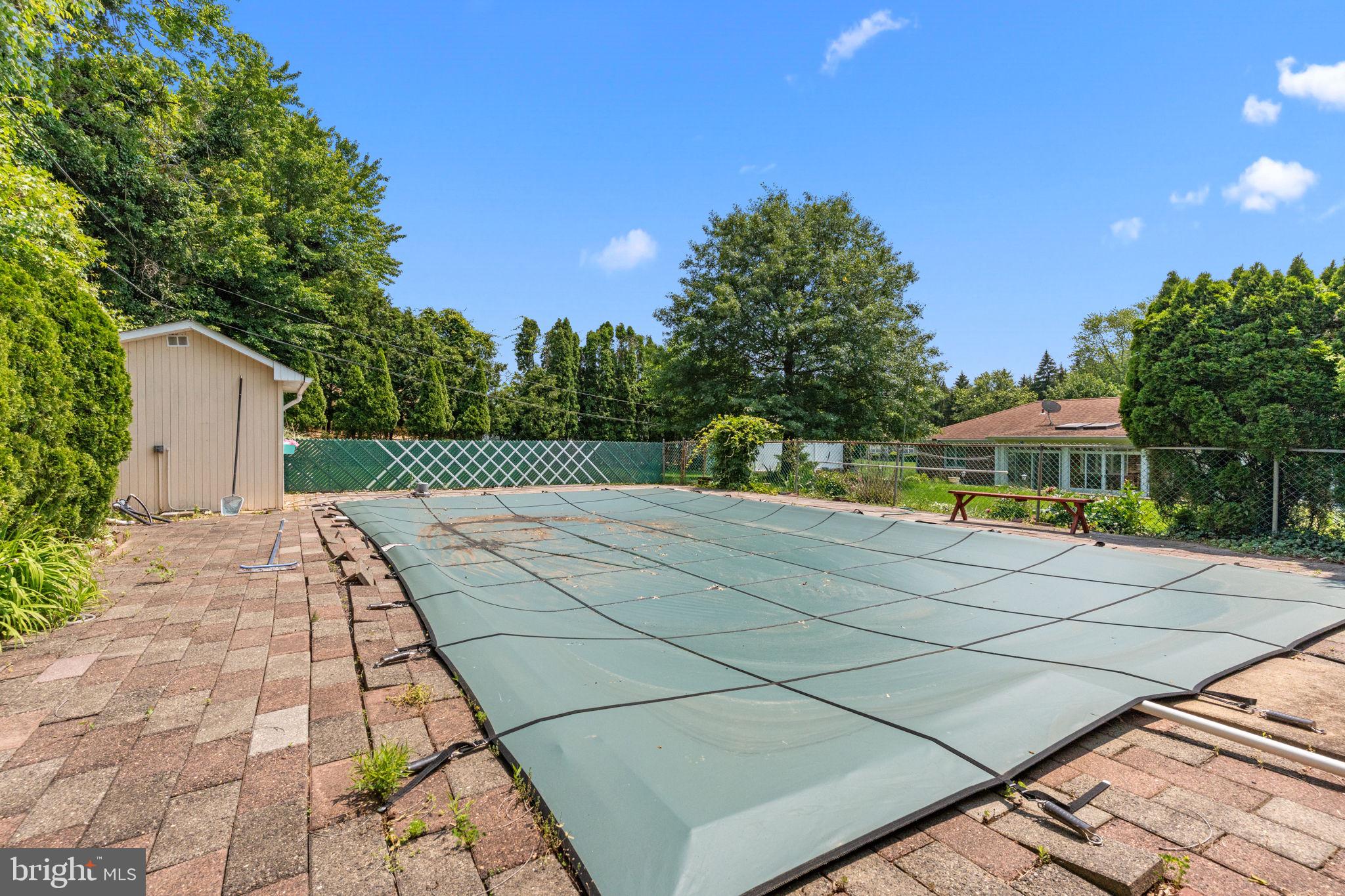 645 Lily Road Warminster, PA 18974 - Photo 32 of 34 Gallery Image 32