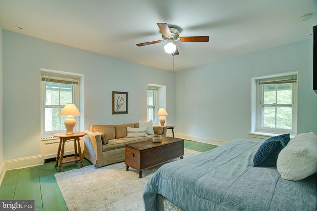 $833,000 | 1 Price's Lane, Rose Valley, PA 19063