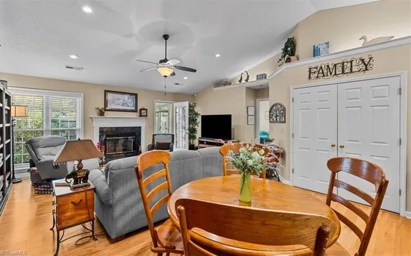 $236,500 | 3100 Woodpoint Street, Jamestown, NC 27282