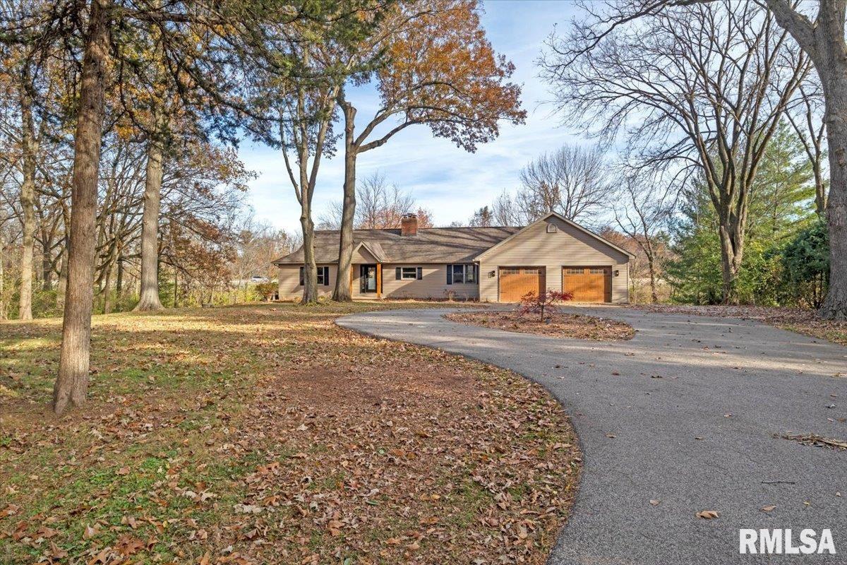 7 Fairview Lane Springfield, IL 62711 - Photo 1 of 55
