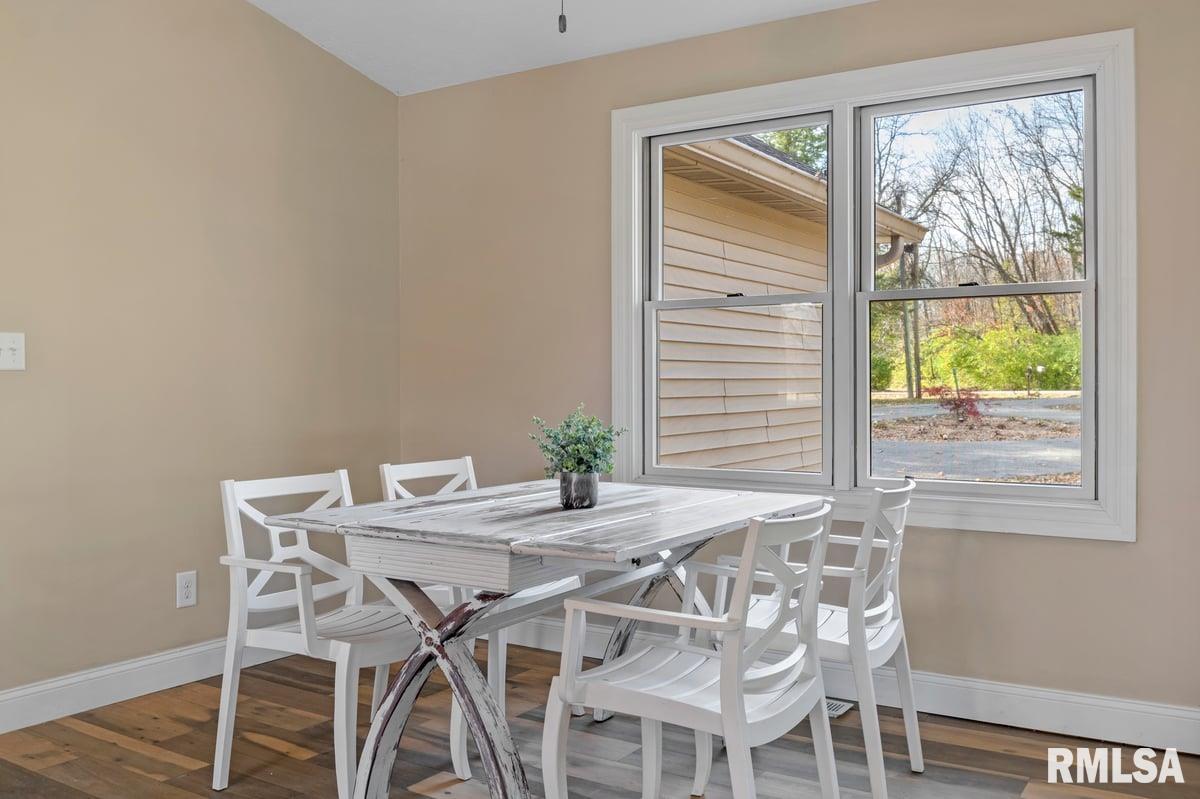 7 Fairview Lane Springfield, IL 62711 - Photo 17 of 55