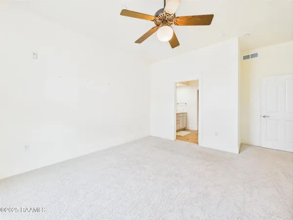 $365,000 | 1127 Camellia Boulevard, Unit H1, Lafayette, LA 70508