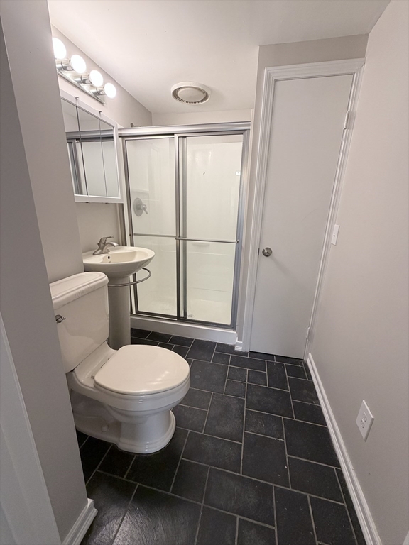 106 Chestnut Street, Unit 106 West Springfield, MA 01089 - Photo 14 of 17