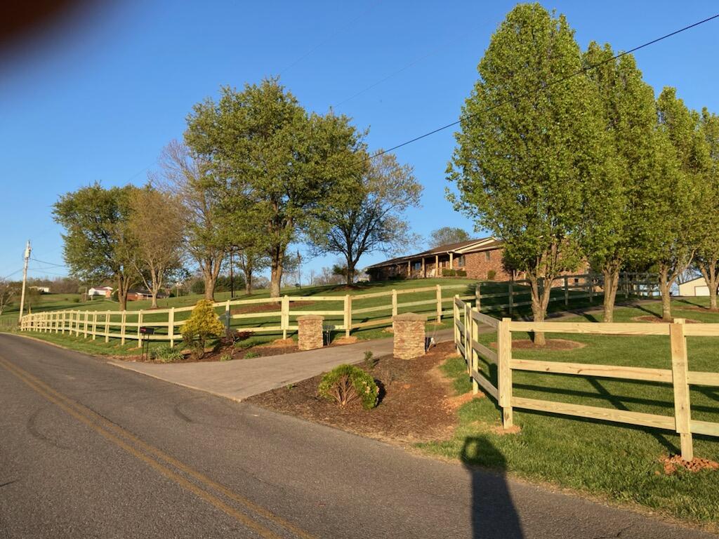 142 Oklahoma Road Jonesborough, TN 37659 - Photo 3 of 67 142-3