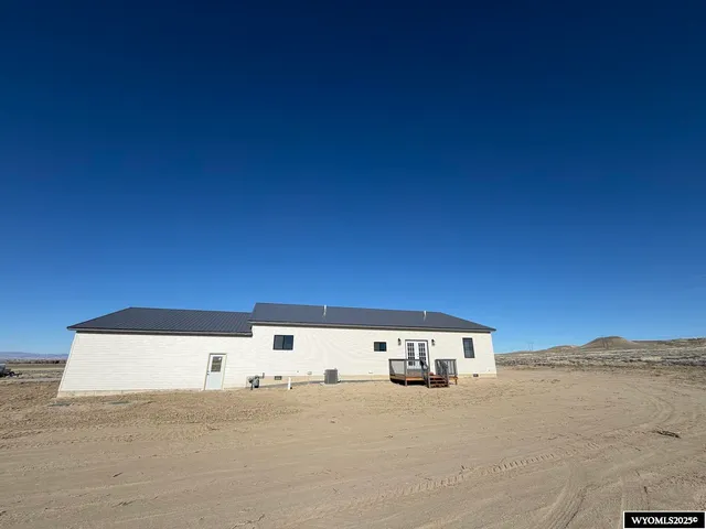 $585,000 | 25 Jean Circle, Riverton, WY 82501