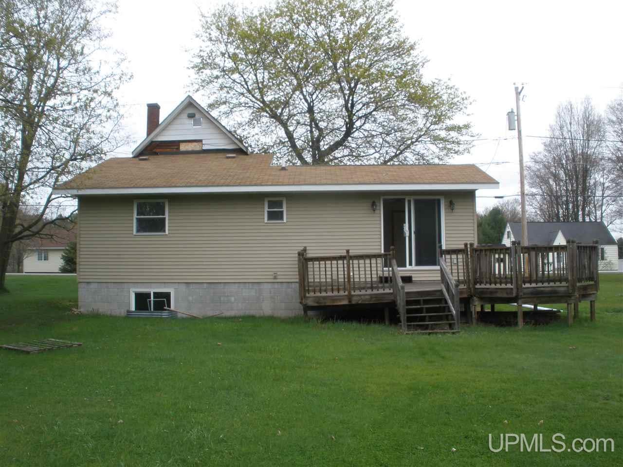 7659 County 426 M.5 Road Gladstone, MI 49837 - Photo 2 of 5 Gallery Image 2