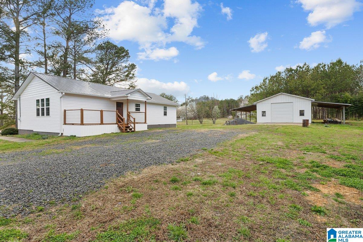 407 Wilson Chapel Road Oneonta, AL 35121 - Photo 4 of 37