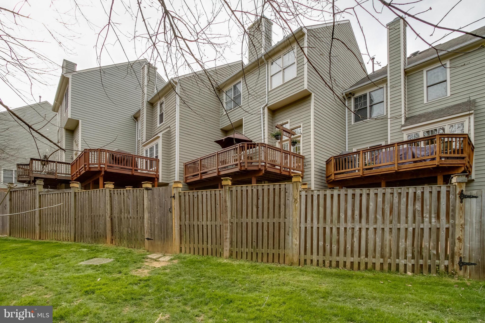 1269 Weatherstone Court Reston, VA 20194 - Photo 24 of 25 Exterior (Rear)