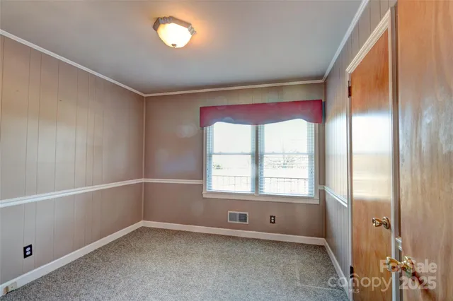 $360,000 | 211 Roy Eaker Road, Cherryville, NC 28021