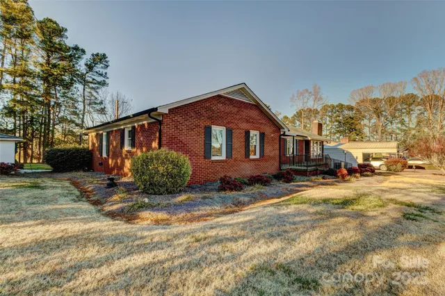 $360,000 | 211 Roy Eaker Road, Cherryville, NC 28021