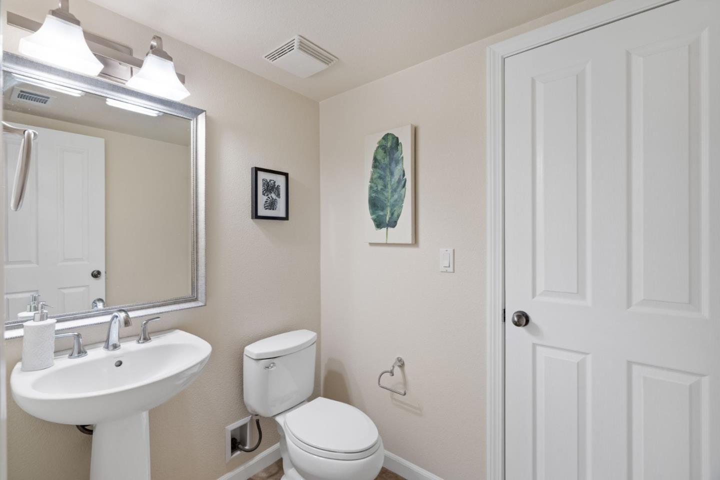 5300 Fioli Loop San Ramon, CA 94582 - Photo 11 of 44 Gallery Image 11