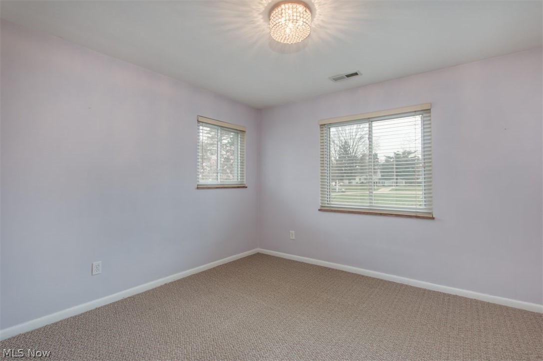 5224 Ridgebury Boulevard Cleveland, OH 44124 - Photo 15 of 21 2nd Bedroom