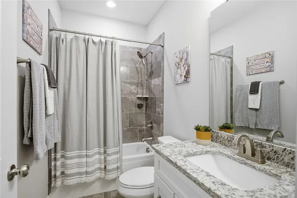 $750,000 | 135 McAlister Road, West Union, SC 29696