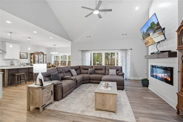$750,000 | 135 McAlister Road, West Union, SC 29696