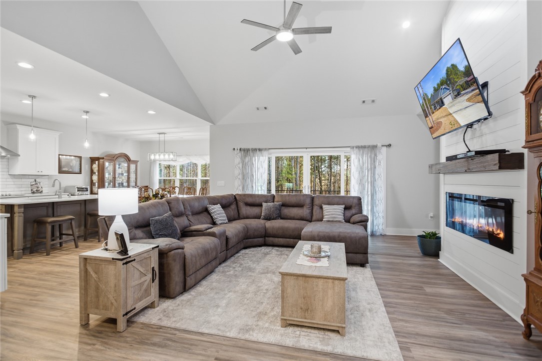 135 McAlister Road West Union, SC 29696 - Photo 7 of 48