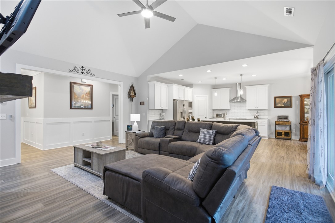 135 McAlister Road West Union, SC 29696 - Photo 8 of 48