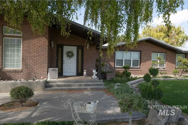 $744,825 | 650 West 800 S Road, Burley, ID 83318