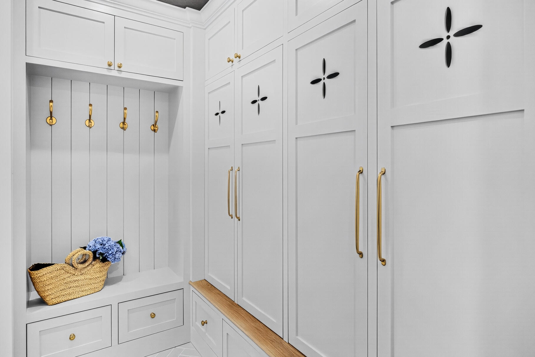 79 Rivers Edge Road East Falmouth, MA 02536 - Photo 29 of 104 Mud Room