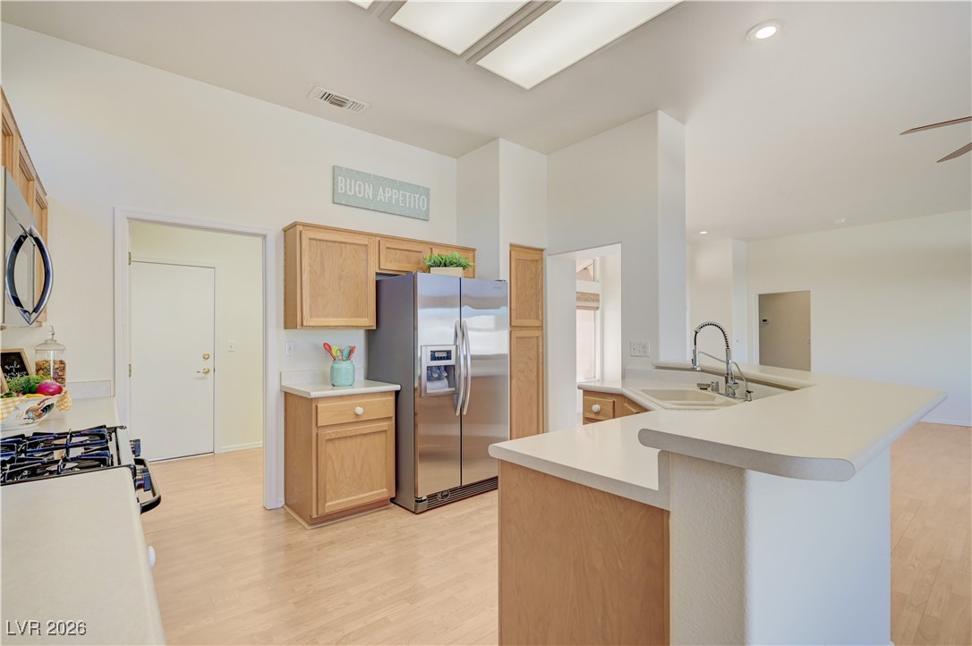 10020 Villa Ridge Drive Las Vegas, NV 89134 - Photo 16 of 47