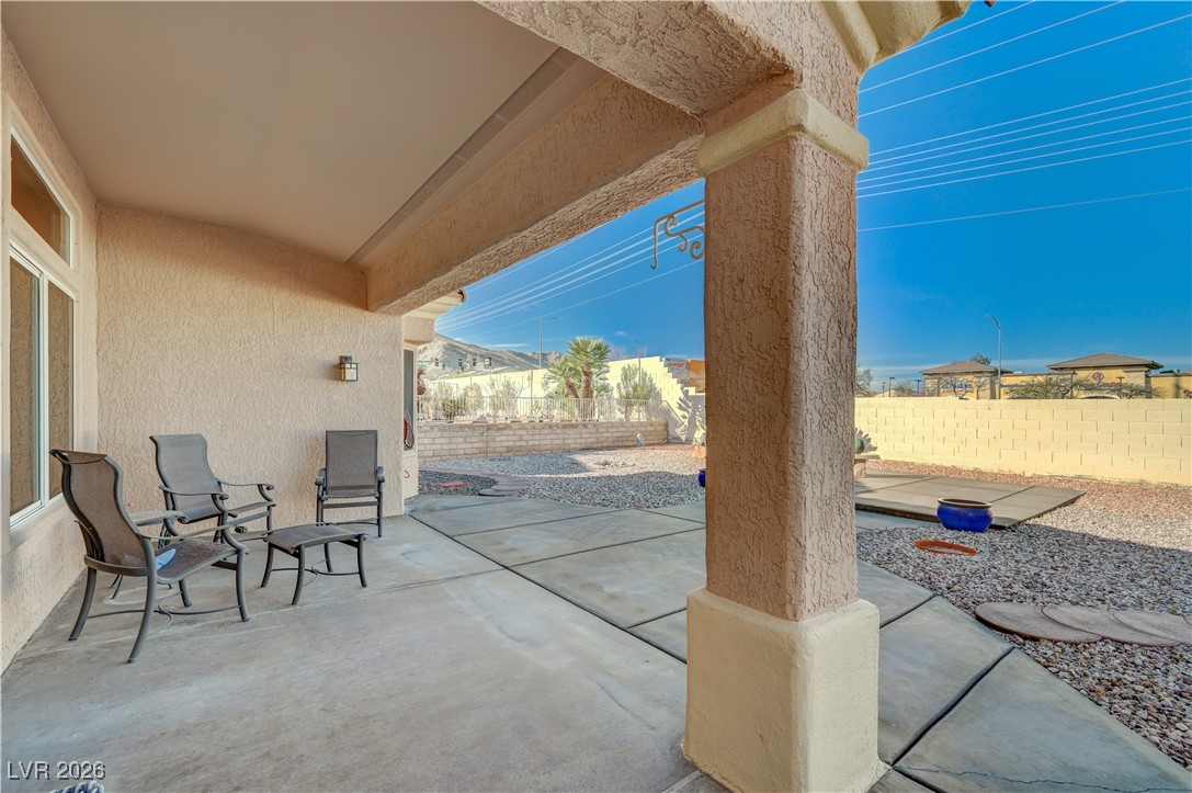 10020 Villa Ridge Drive Las Vegas, NV 89134 - Photo 38 of 47