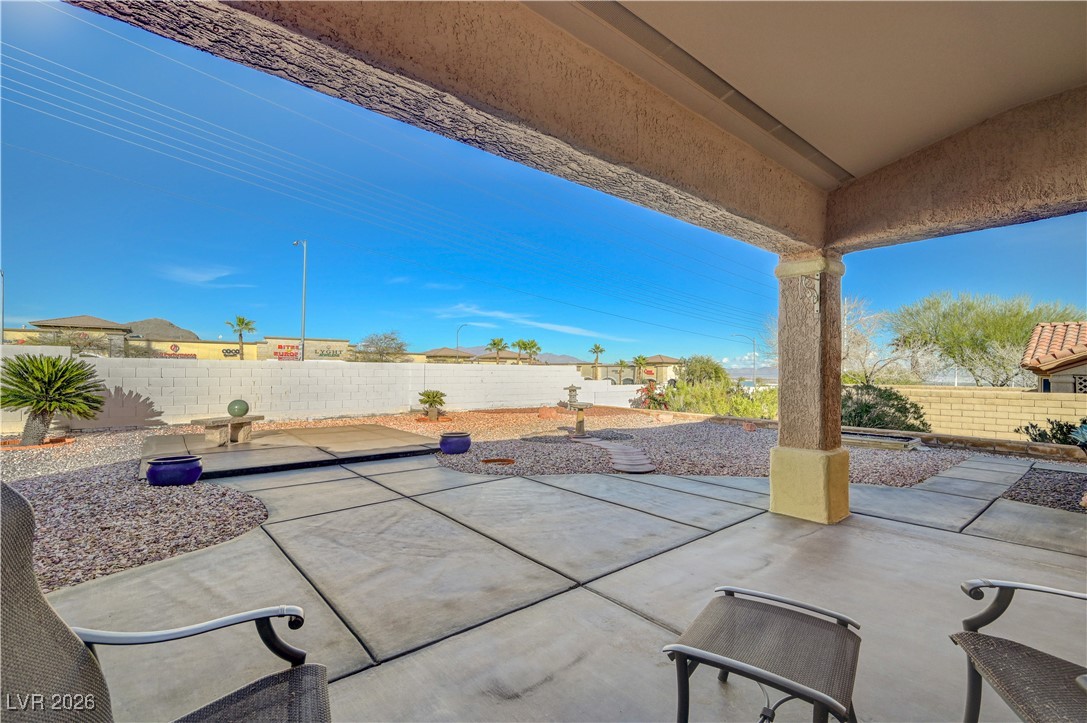 10020 Villa Ridge Drive Las Vegas, NV 89134 - Photo 39 of 47