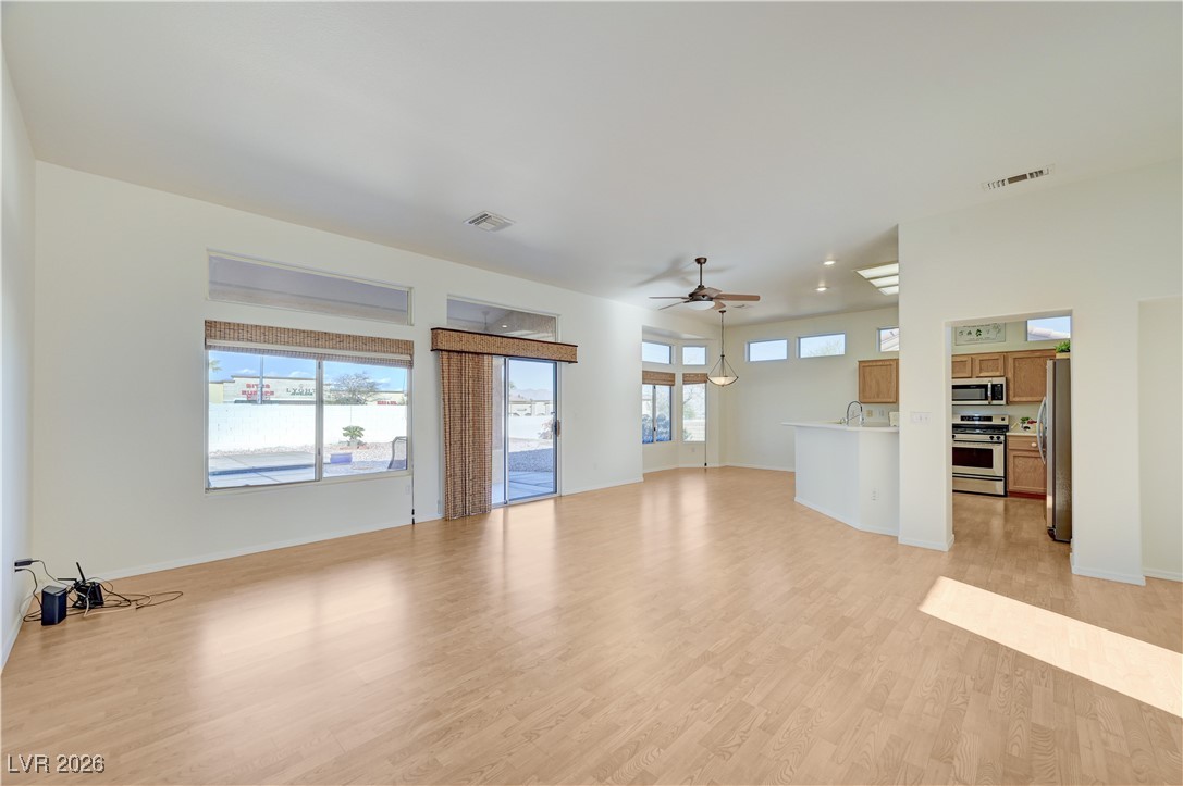 10020 Villa Ridge Drive Las Vegas, NV 89134 - Photo 6 of 47