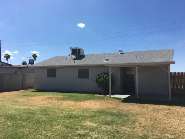 a view of a house with a garage