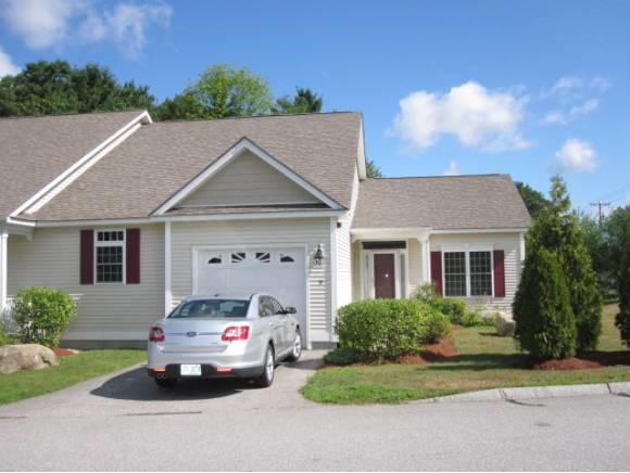 34 Mammoth Road, Unit 9 Hooksett, NH 03106 - Photo 1 of 1