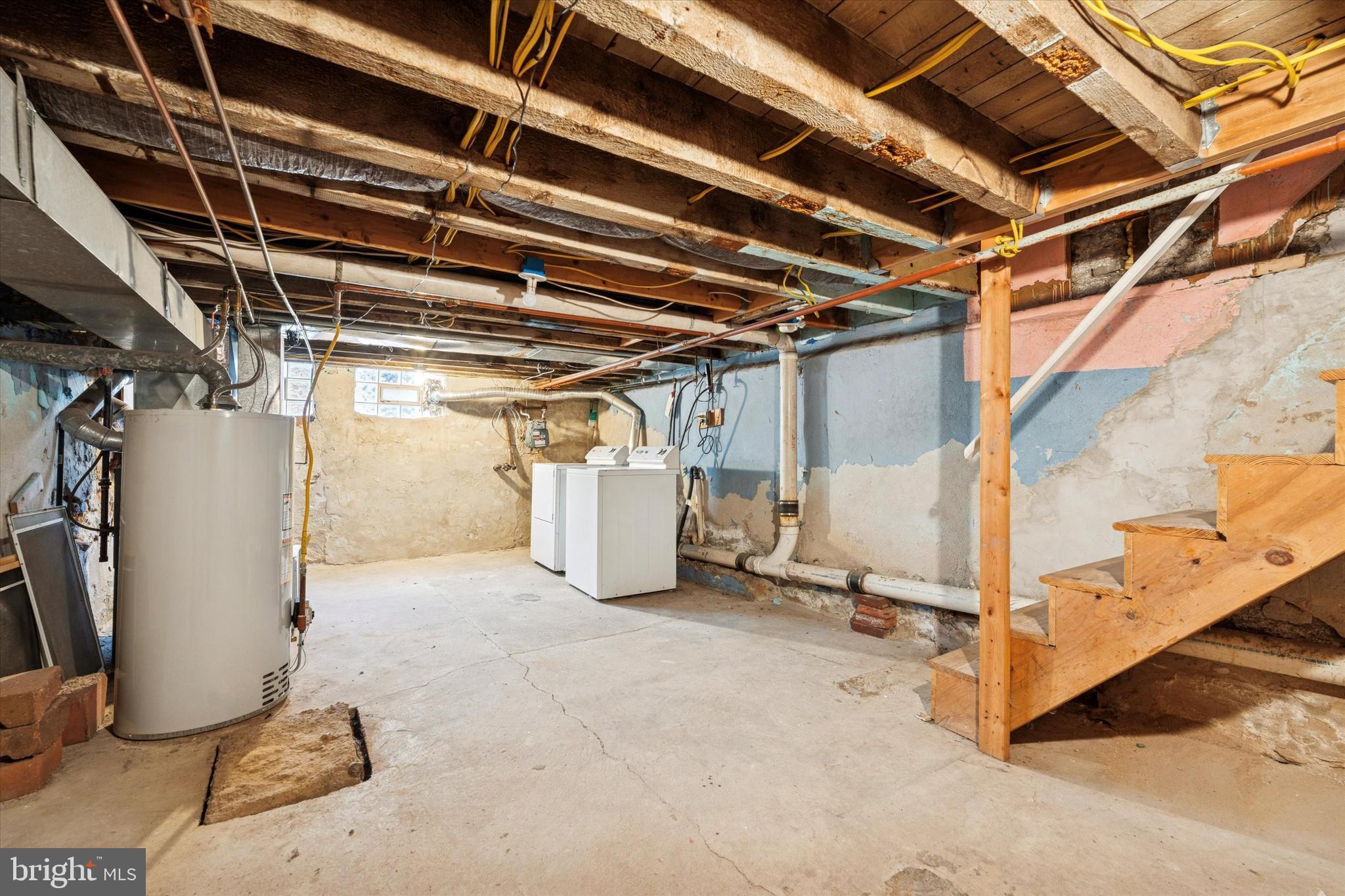 729 South Smedley Street Philadelphia, PA 19146 - Photo 22 of 25 a view of a room with gym equipment