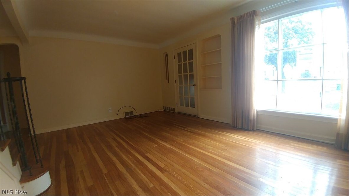 4197 Verona Road Cleveland, OH 44121 - Photo 9 of 34